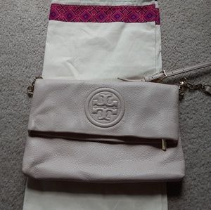 Nwt Tory Burch Bombe crossbody